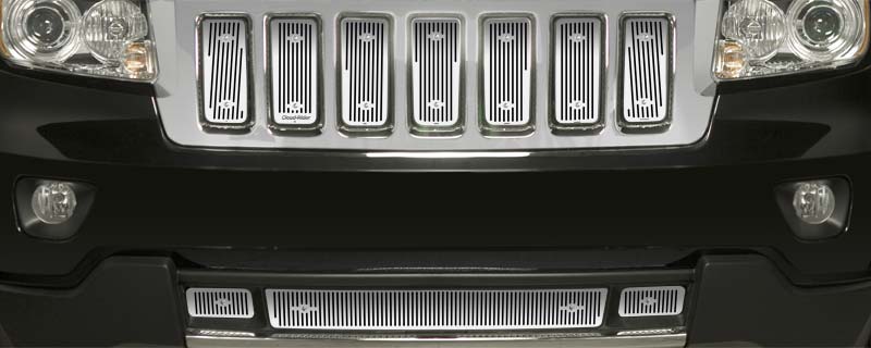 2011-2013 Jeep Grand Cherokee Overland, Without Tow Hooks, Without Adaptive Cruise Control, Bumper Screen Included