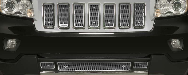 2011-2013 Jeep Grand Cherokee Overland, Without Tow Hooks, Without Adaptive Cruise Control, Bumper Screen Included